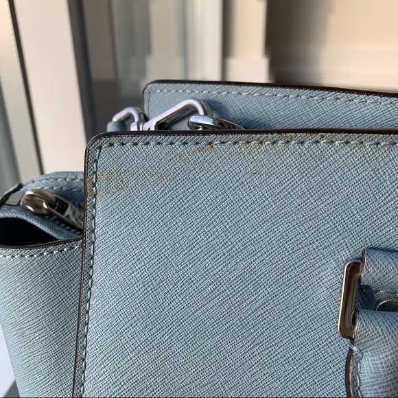 [SOLD] Michael Kors Large Leather Bag - Picture 6 of 7